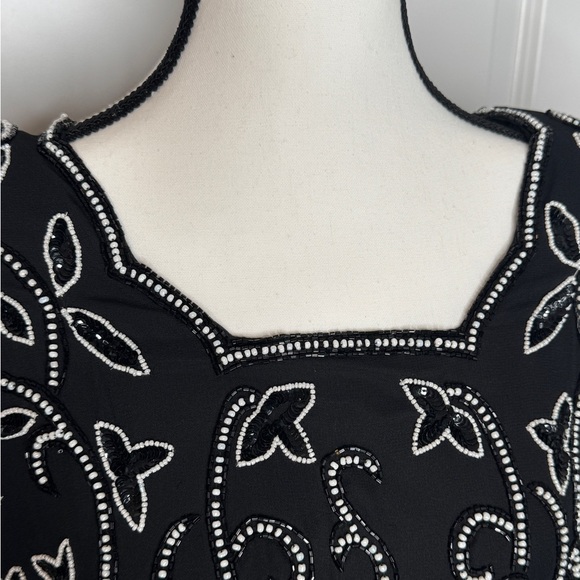 Vintage Gunit Fashions Beaded and Sequined Blouse with Scallop Neck, Sz 1x - Picture 4 of 8